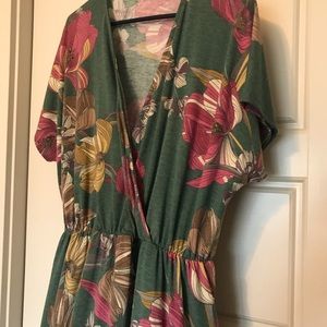 Never worn beautiful green floral dress